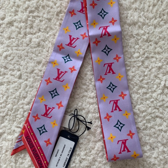 NEW LOUIS VUITTON FLOWERS FOREVER BANDEAU - M77684 - Picture 8 of 13